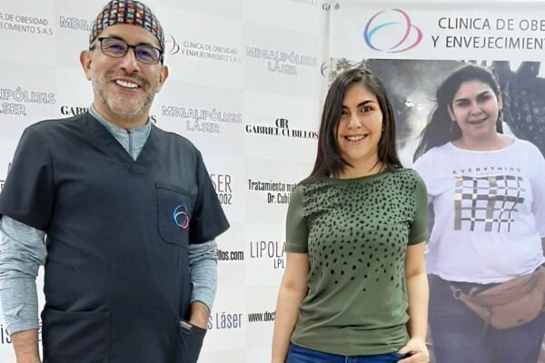 Doctor y médico cirujano gabriel cubillos en la clinica obesidad y envejecimiento lipolisis laser